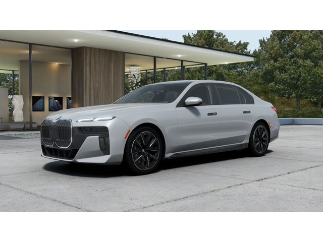 2025 BMW 7 Series 740i Hero Image