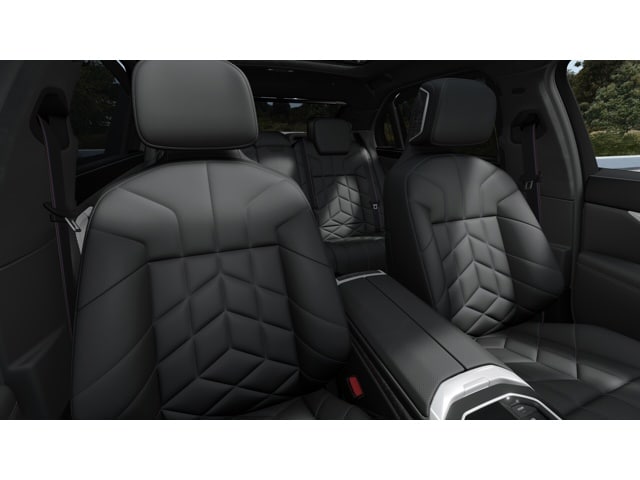 2026 BMW 7 Series 740i - Photo 11