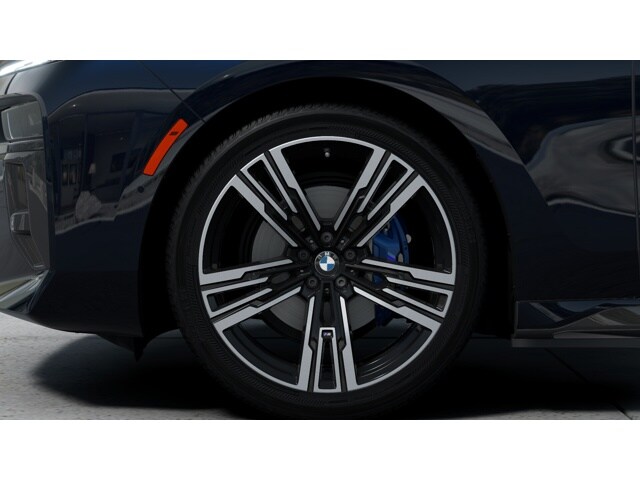 2025 BMW i7 50 - Photo 40
