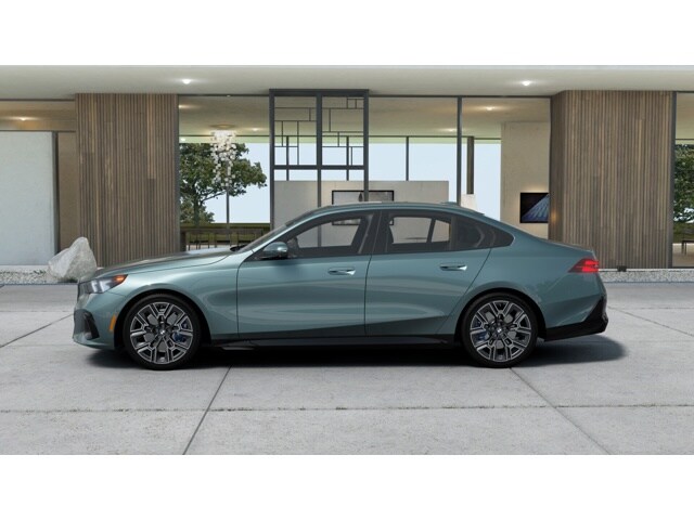 2026 Bmw 530i Sedan photo 3