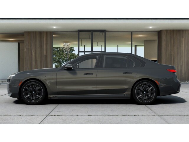 2026 Bmw 750e photo 3