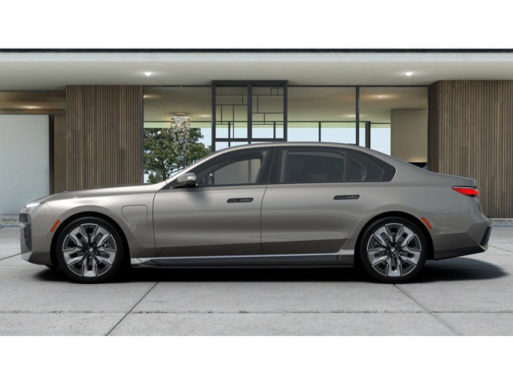 New 2026 BMW 750e xDrive Sedan
