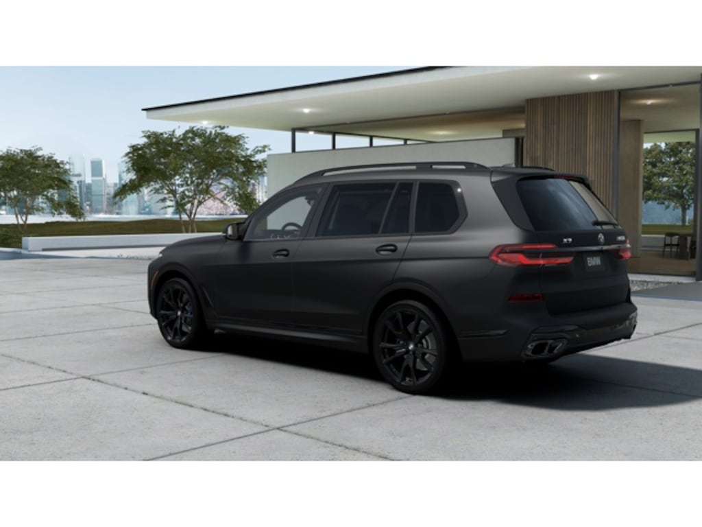 New 2026 BMW X7 M60i SUV