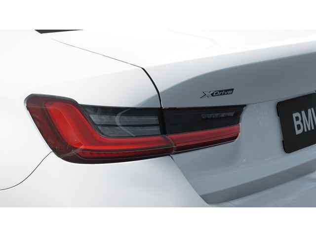 2025 BMW 3 Series 330i - Photo 40