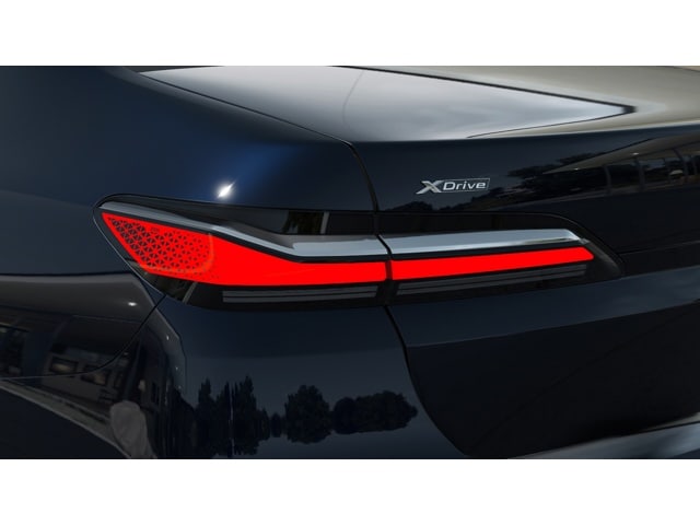 2025 BMW 7 Series 760i - Photo 40