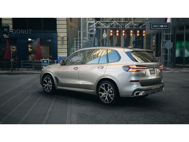 2026 Bmw X5 xDrive50i photo 2
