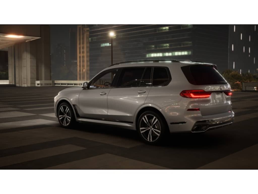 New 2026 BMW X7 xDrive40i SUV