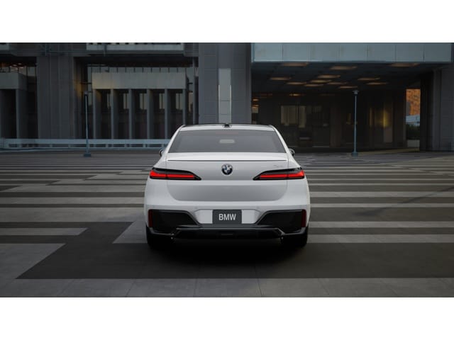 2026 BMW 7 Series 740i - Photo 17