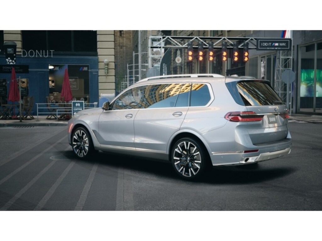 New 2027 BMW X7 xDrive40i SUV