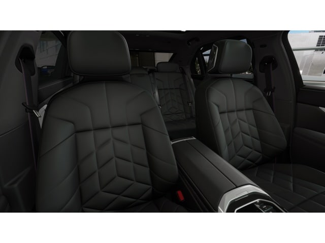 2026 BMW 7 Series 740i - Photo 11
