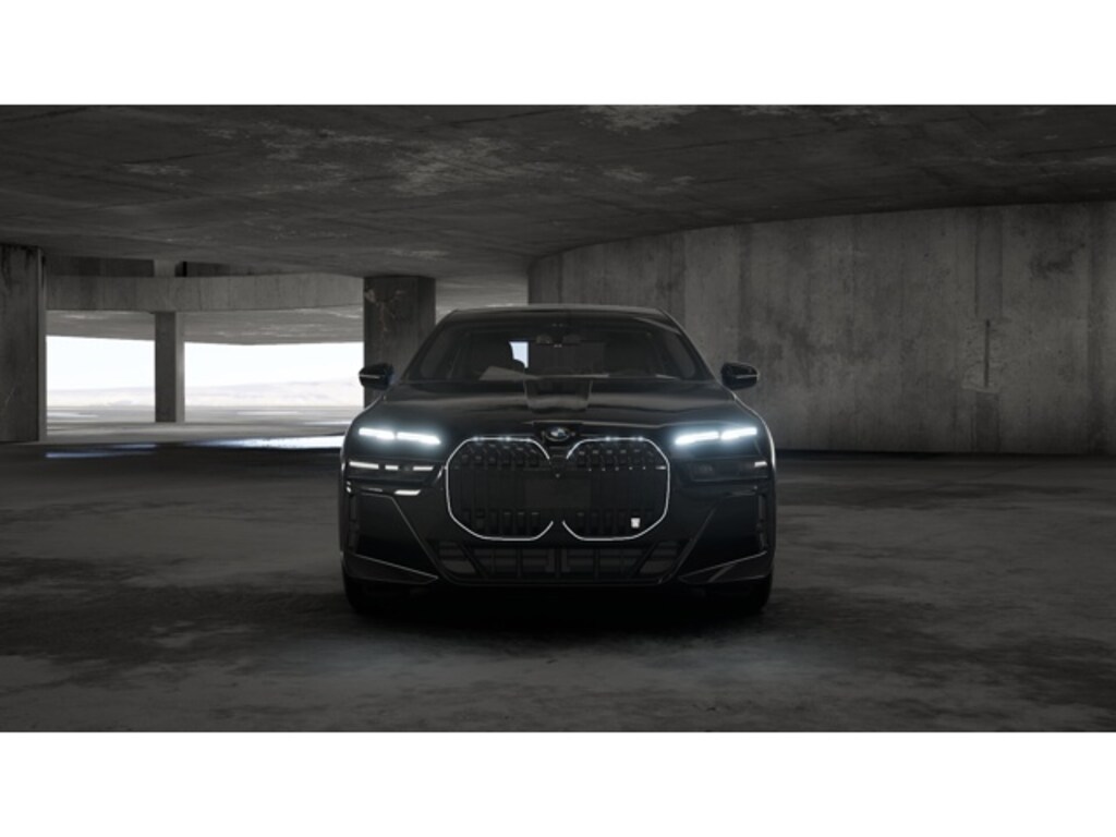 New 2025 BMW 740i xDrive Sedan