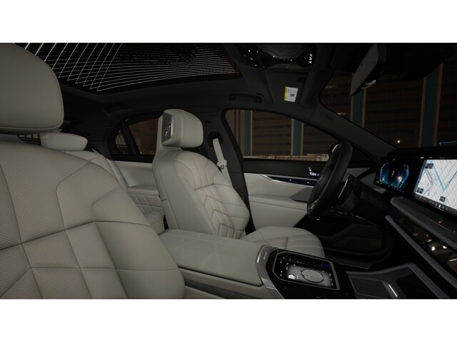 2025 BMW 7 Series 750e - Photo 53
