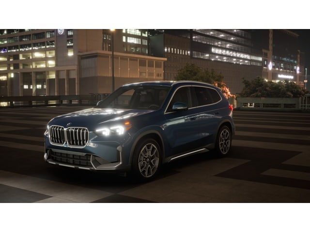 2026 BMW X1 28i's photo