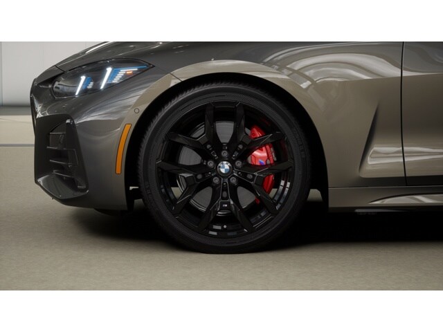 2026 BMW 4 Series M440i - Photo 32