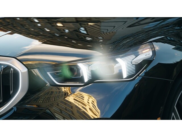 2026 BMW 5 Series 550e - Photo 51