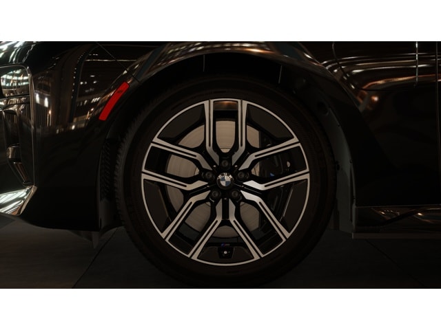2025 BMW 7 Series 750e - Photo 51