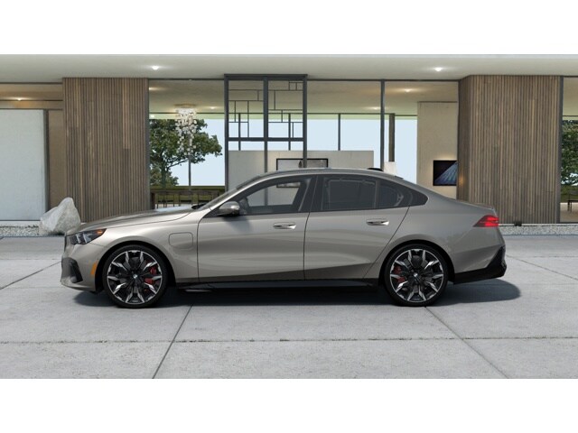 2026 Bmw 550e xDrive photo 4