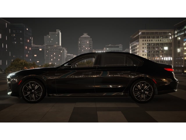 2026 BMW 7 Series 750e - Photo 32