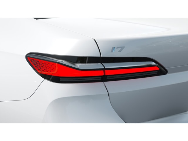 2025 BMW i7 50 - Photo 44