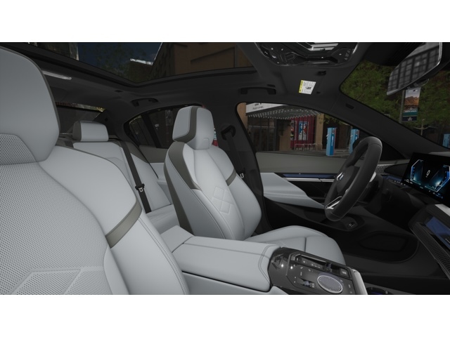 2026 BMW 5 Series 550e - Photo 54