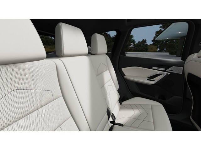 2026 Bmw X1 M35i photo 10