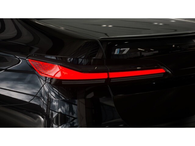 2025 BMW i7 60 - Photo 25