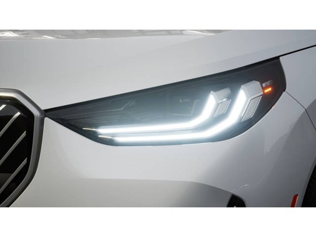 2026 BMW X3 30 - Photo 24