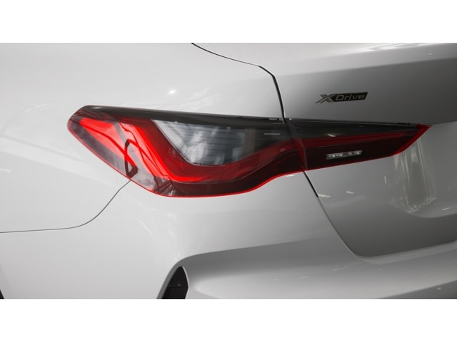 2026 BMW 4 Series 430i - Photo 8