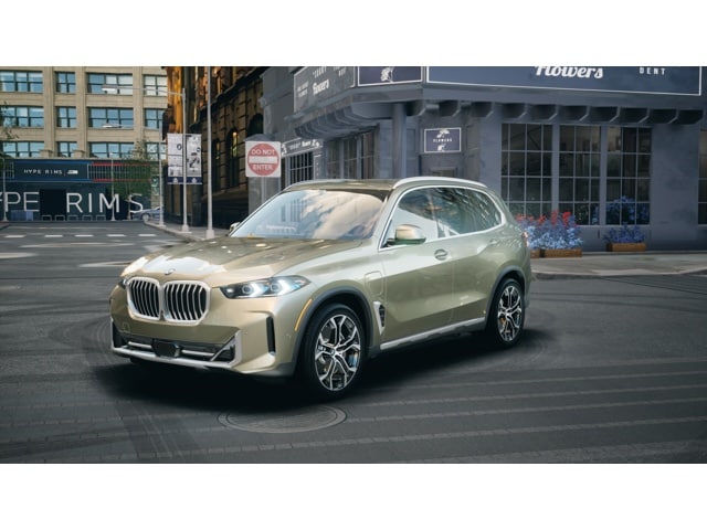 2026 BMW X5 50e's photo