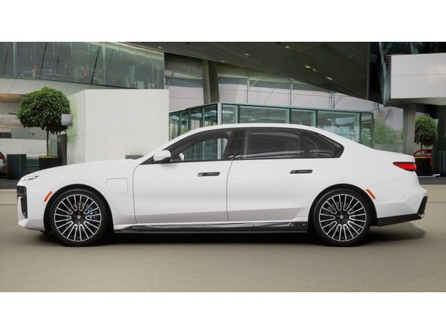 2026 Bmw 750e photo 4