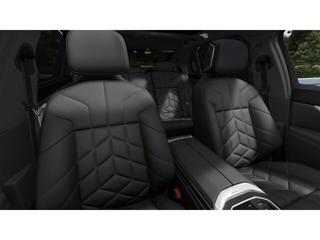 2026 BMW 7 Series 750e - Photo 39