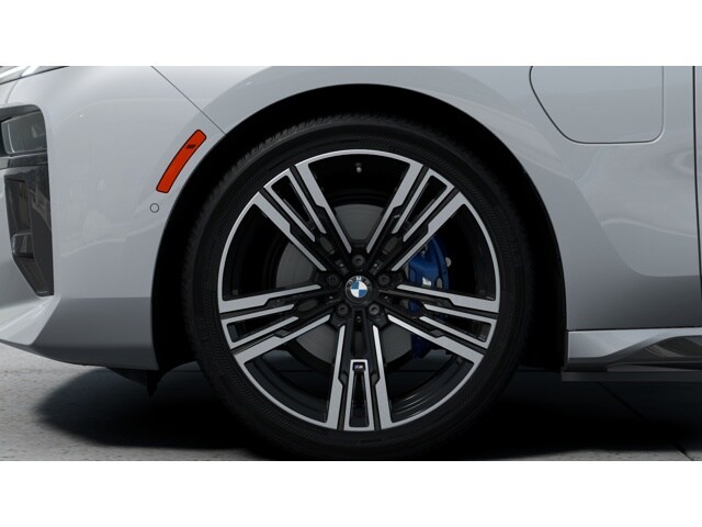 2026 BMW 7 Series 750e - Photo 38