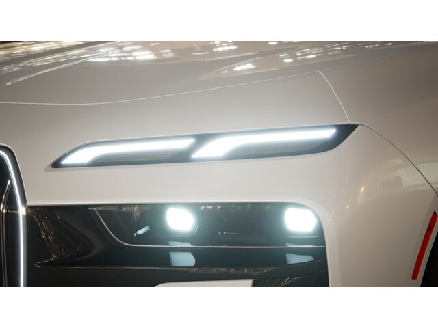 2025 BMW 7 Series 760i - Photo 50