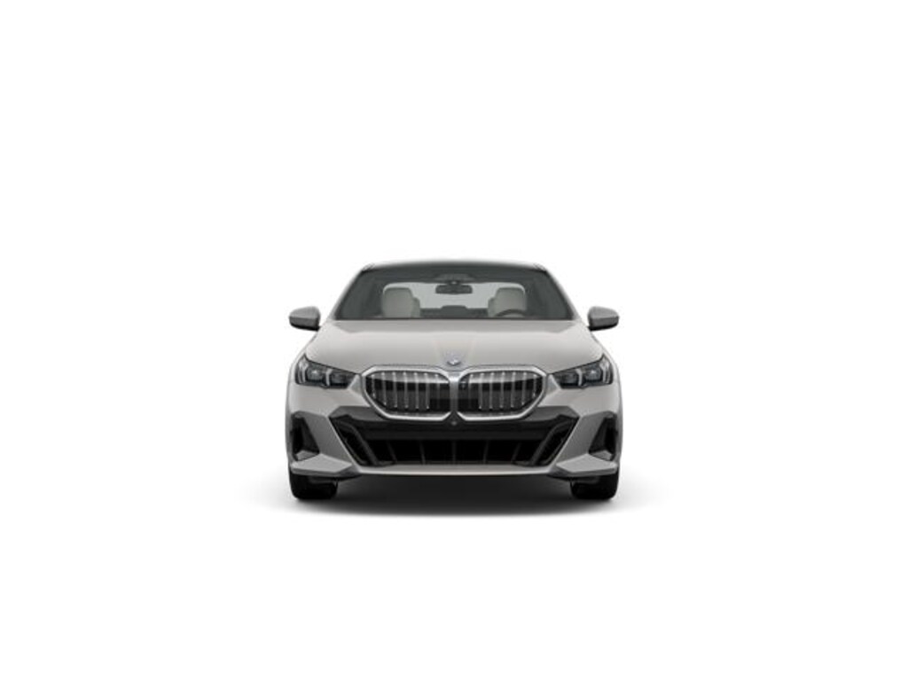 New 2026 BMW 550e xDrive Sedan