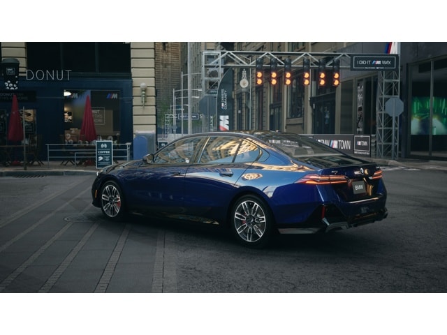 2026 BMW 5 Series 530i - Photo 18