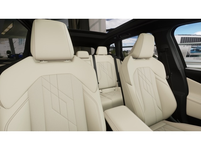 2025 BMW i7 M70 - Photo 30