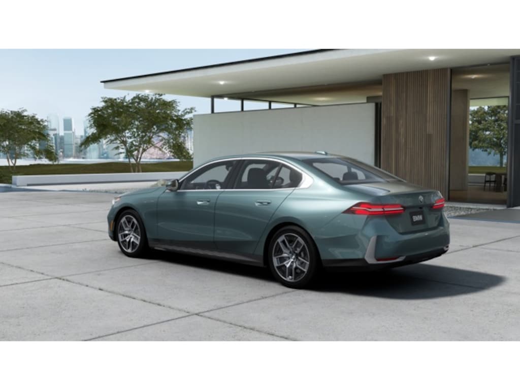 New 2026 BMW 530i Sedan