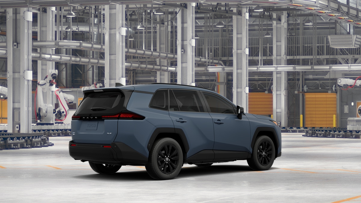 2026 Toyota RAV4 XLE - Photo 10