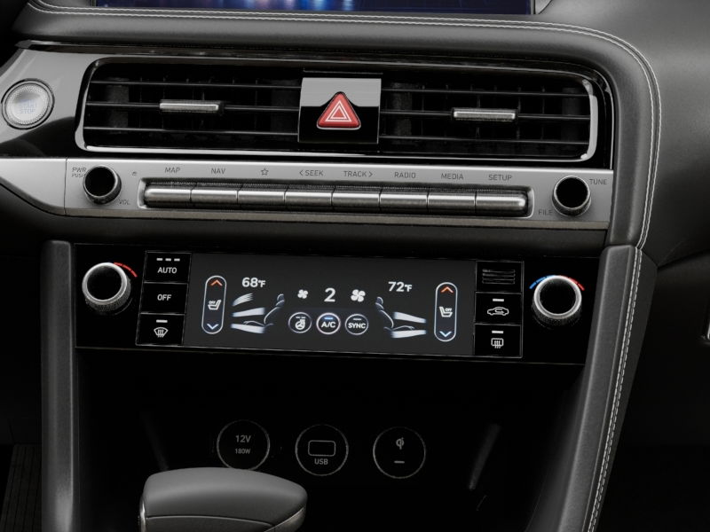 2025 GENESIS G70 Standard - Photo 51