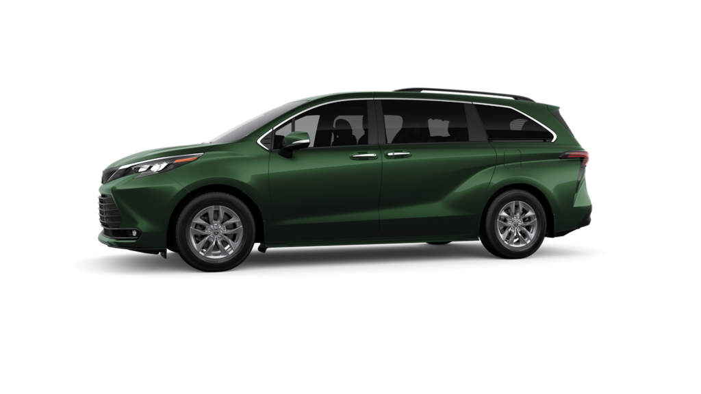New 2026 Toyota Sienna XLE 8 PASSENGER