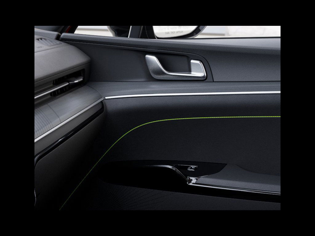 2026 Kia K5 GT - Photo 25