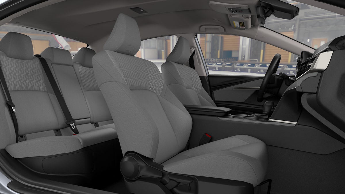 2024 Toyota RAV4 XLE - Photo 31