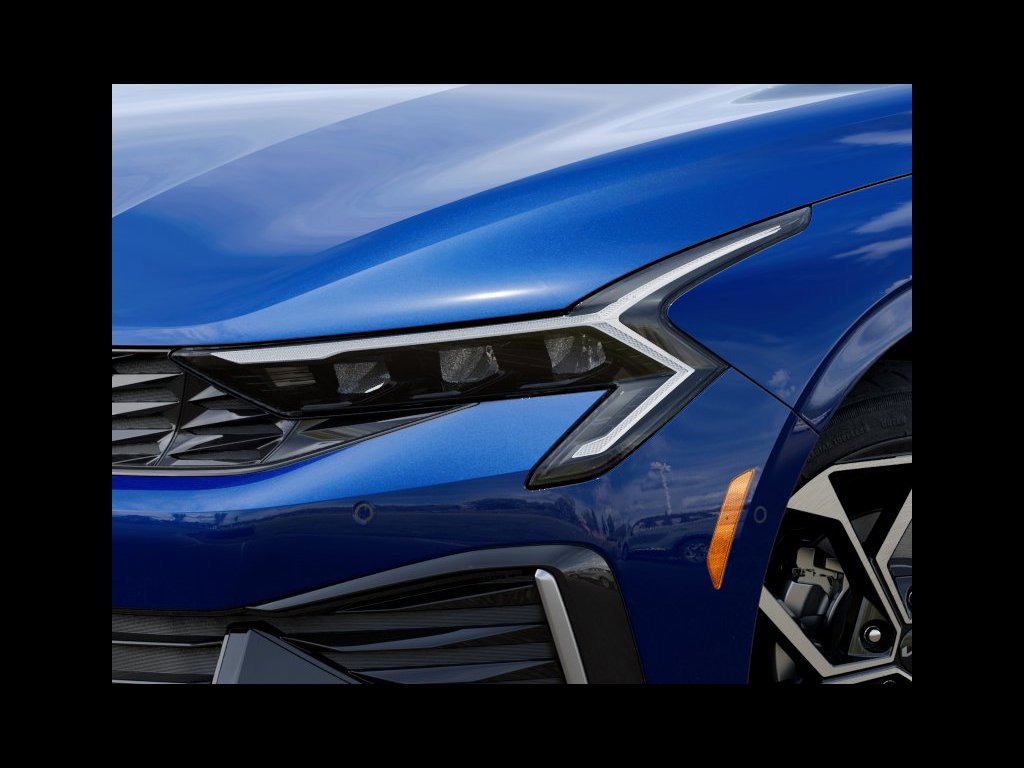 2026 Kia K5 EX - Photo 10
