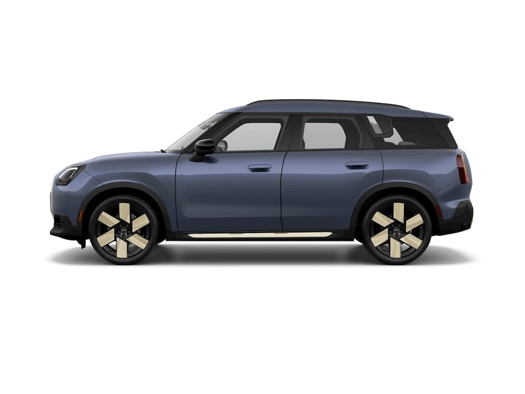 New 2026 MINI Countryman Signature Plus Sports Activity Vehicle