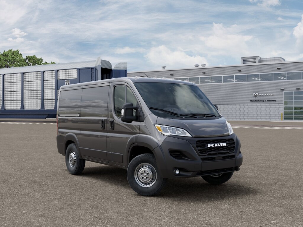 New 2026 Ram ProMaster PROMASTER 1500 TRADESMAN CARGO VAN LOW ROOF 118' W Cargo Van