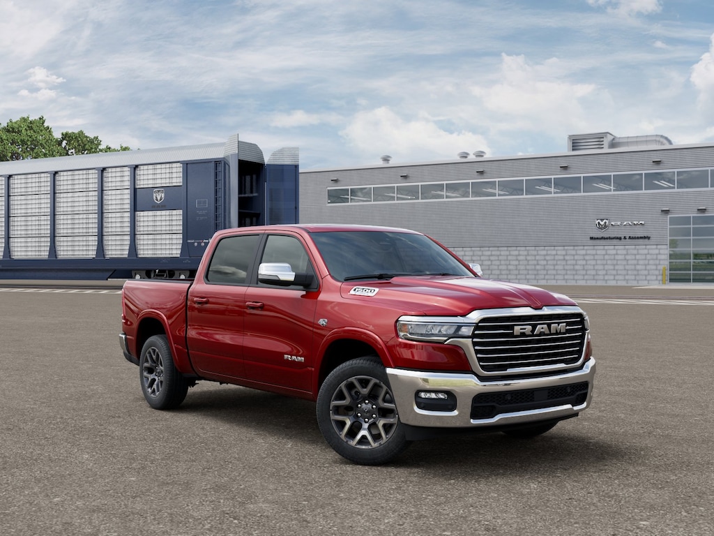New 2026 Ram 1500 LARAMIE CREW CAB 4X4 5'7 BOX Pickup