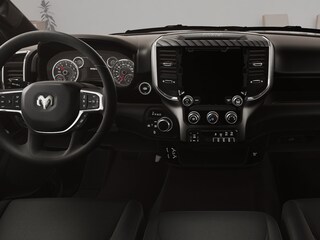 2026 Ram 1500 EXPRESS CREW CAB 4X4 5'7 BOX Pickup