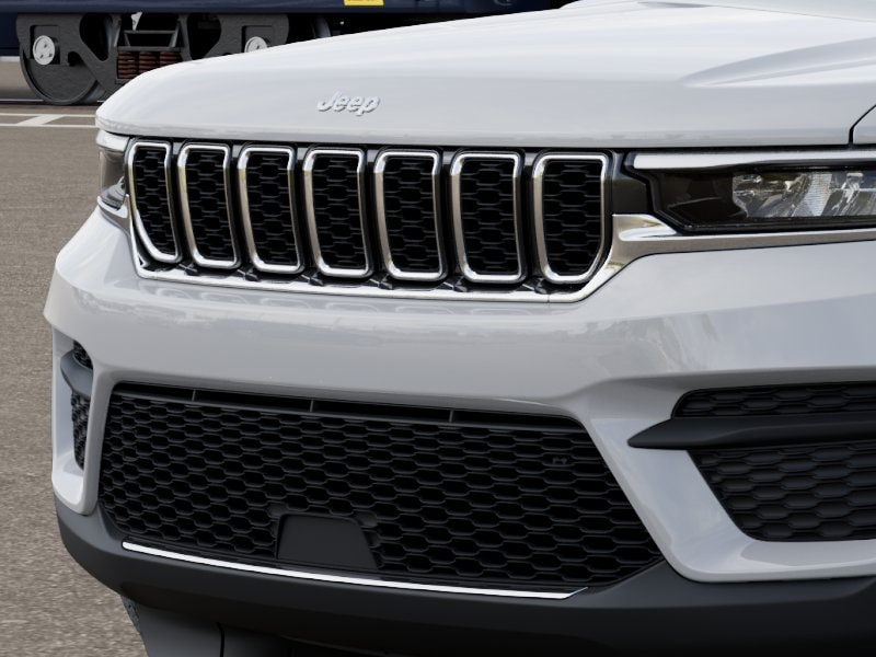 2025 Jeep Grand Cherokee Laredo - Photo 41