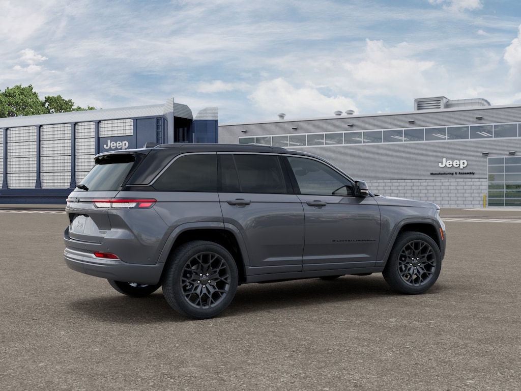 New 2027 Jeep Grand Cherokee 2 Row Summit SUV