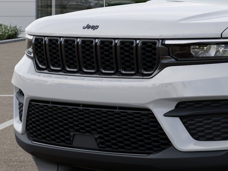 2025 Jeep Grand Cherokee Altitude - Photo 17